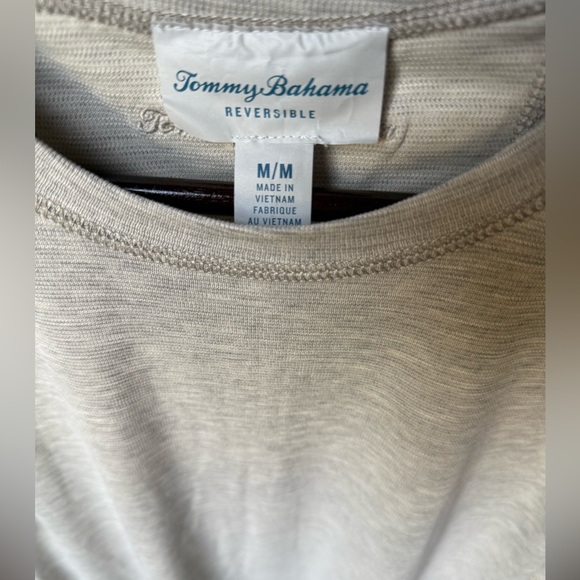 Tommy Bahama Flip Tide Reversible Tshirt SzM NWT - Picture 4 of 10